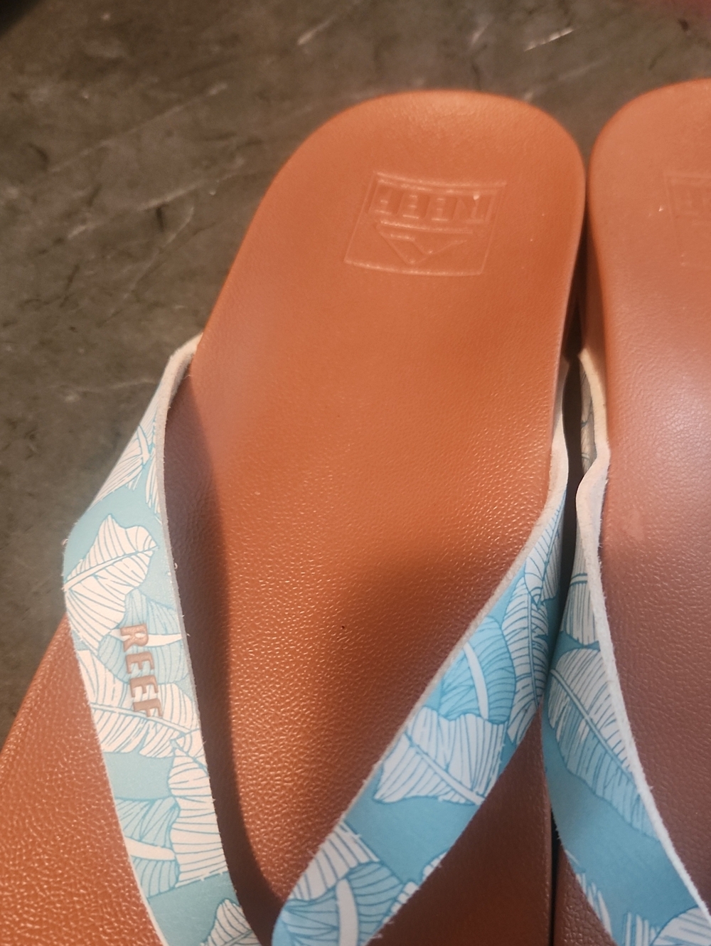Reef Flip Flops - Picture 2 of 3